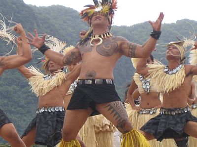 Tahiti dancer