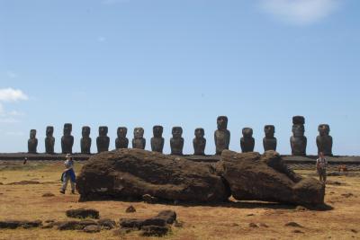 15 sacred statues + one laying down - Moais