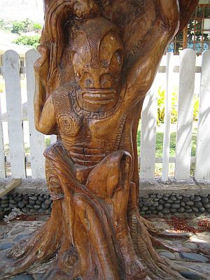 Old trees become Marquesean art.